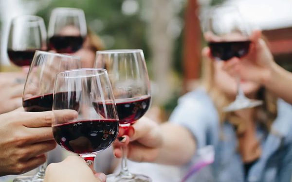 近6成大学生不喝葡萄酒，为行业敲响了警钟